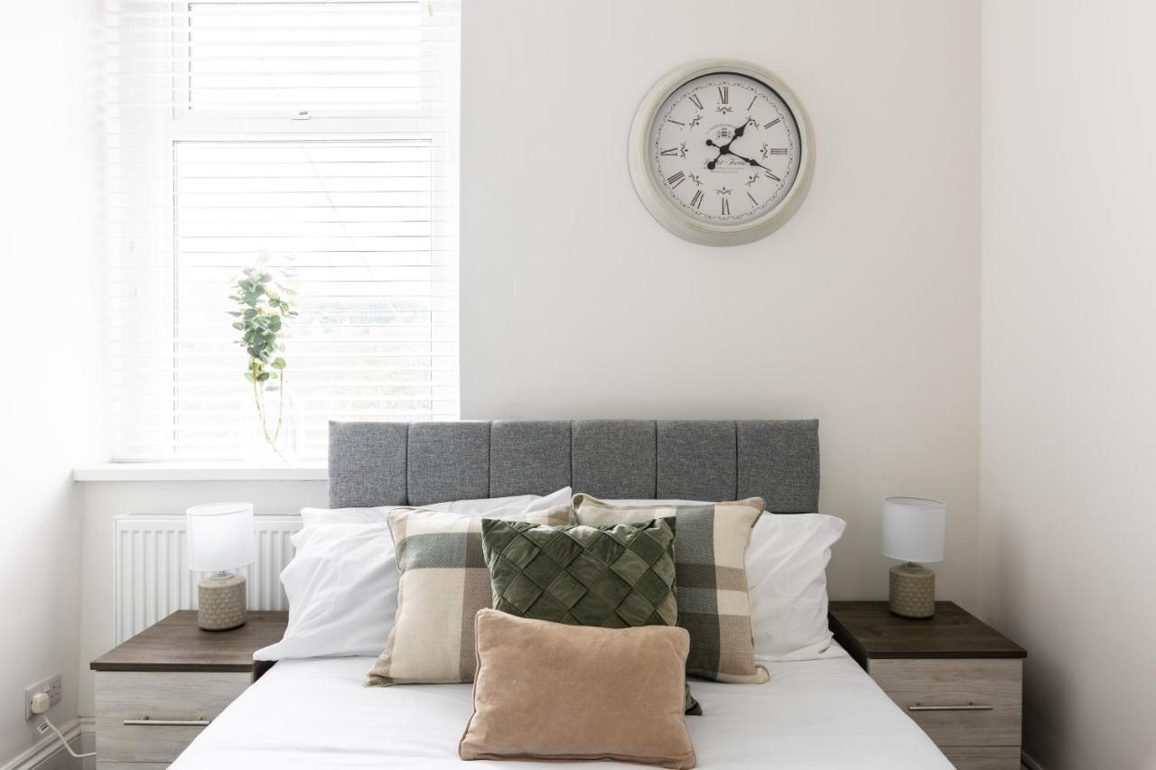 Levi Suite By Koya Homes - 3-Bedroom Home, Downtown Cardiff, Free Parking ภายนอก รูปภาพ