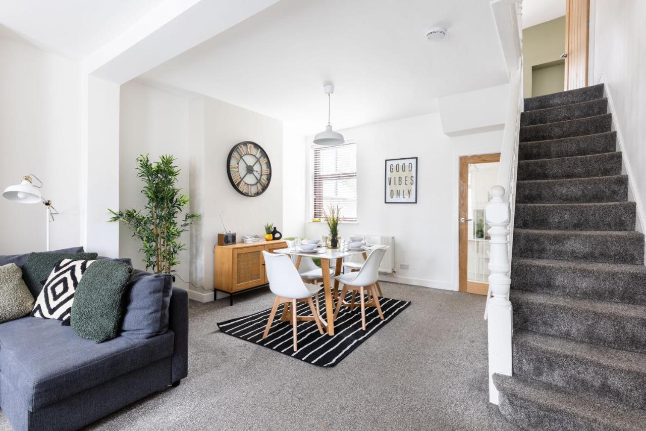 Levi Suite By Koya Homes - 3-Bedroom Home, Downtown Cardiff, Free Parking ภายนอก รูปภาพ