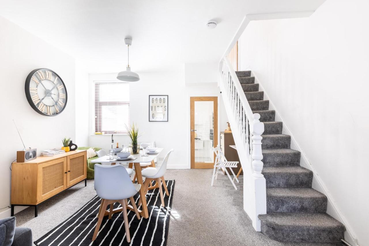Levi Suite By Koya Homes - 3-Bedroom Home, Downtown Cardiff, Free Parking ภายนอก รูปภาพ